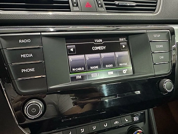 Skoda Superb, 2016г, передний привод, робот