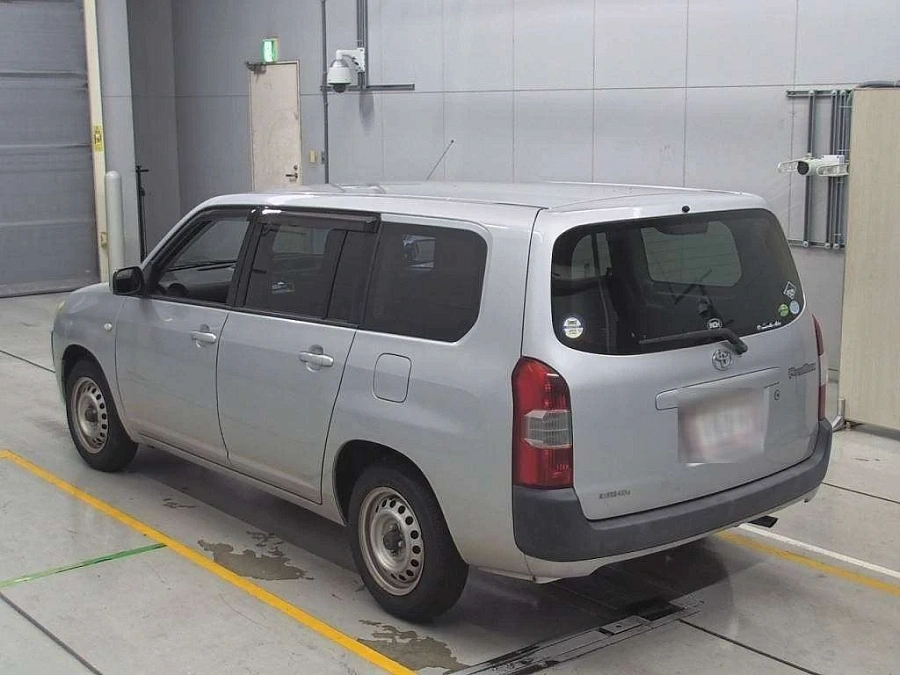 Toyota Probox, 2014г., передний привод, вариатор