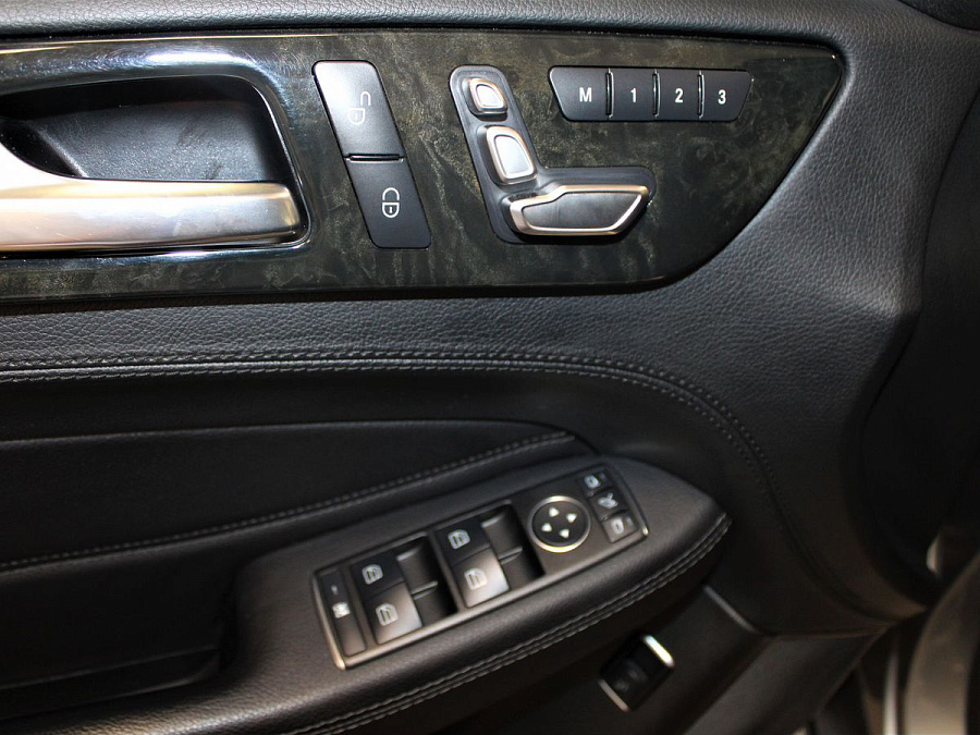 Mercedes-Benz , 2016г., передний привод, автомат
