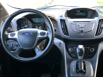 Ford Kuga, 2015г, передний привод, автомат