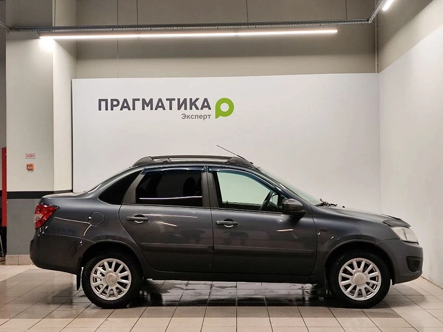 Lada (ВАЗ) Granta, 2016г., передний привод, робот