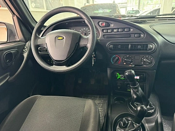 Chevrolet Niva, 2015г, полный привод, механика