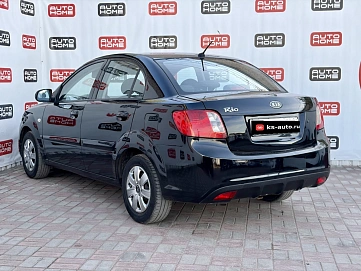 Kia Rio, 2010г., передний привод, механика