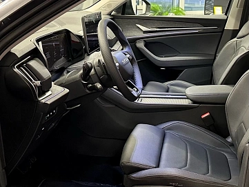 Skoda Kodiaq, 2025г, полный привод, робот