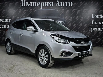 Hyundai ix35, 2011г, передний привод, автомат