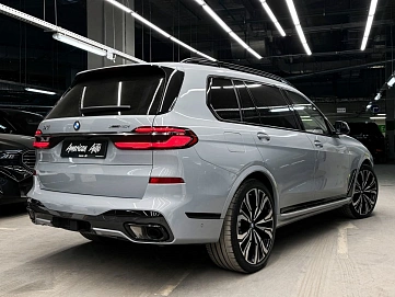 BMW X7, 2022г, полный привод, автомат