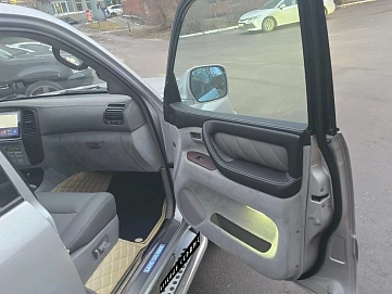 Toyota Land Cruiser, 2006г, полный привод, автомат