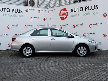 Toyota Corolla, 2012г, передний привод, механика