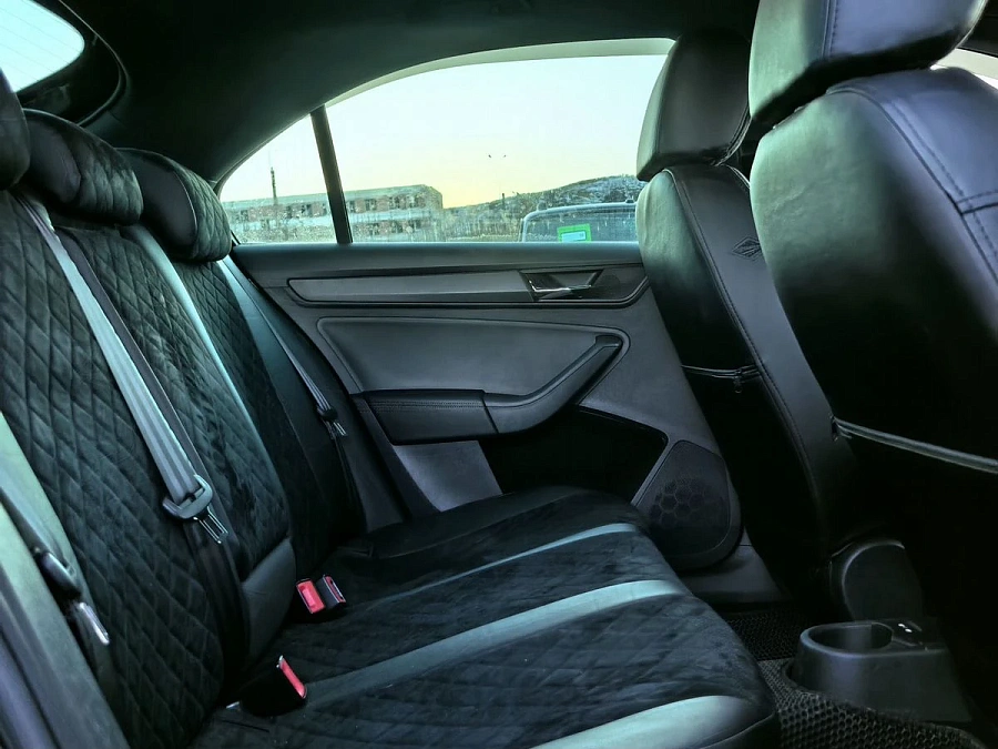 Skoda Rapid, 2022г., передний привод, робот