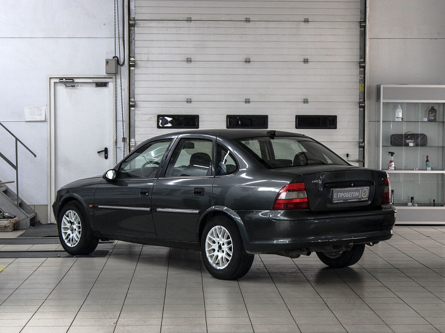 Opel Vectra, 1998г., передний привод, механика