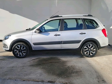 Lada (ВАЗ) , 2023г., передний привод, механика