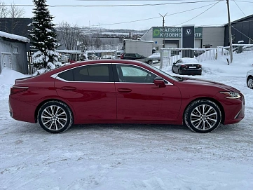 Lexus ES, 2019г, передний привод, автомат