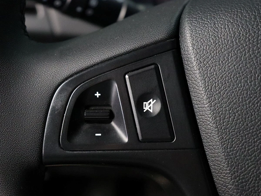 Hyundai Solaris, 2013г., передний привод, механика