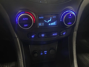 Hyundai Solaris, 2016г, передний привод, автомат