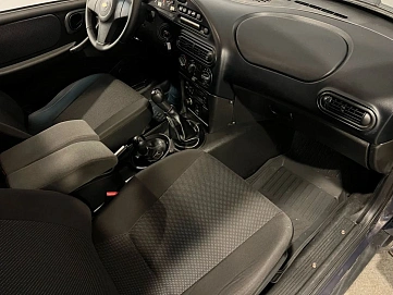 Chevrolet Niva, 2013г, передний привод, механика