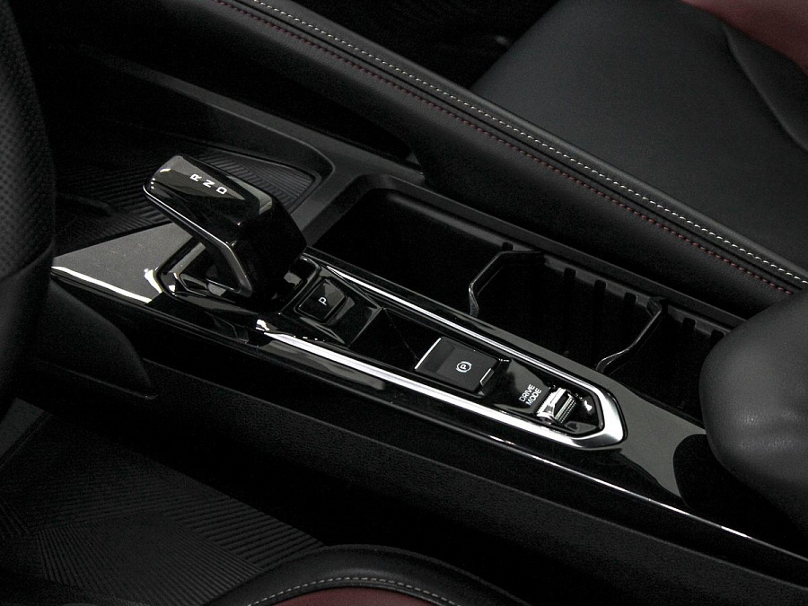 Geely Coolray, 2023г., передний привод, робот