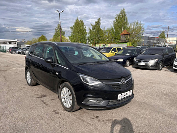 Opel Zafira, 2018г, передний привод, автомат