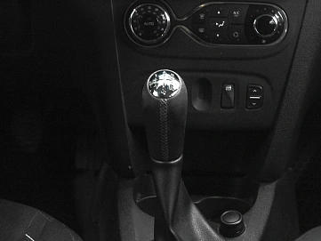 Renault , 2015г., передний привод, механика