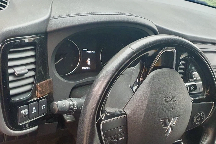 Mitsubishi Outlander, 2017г., полный привод, вариатор