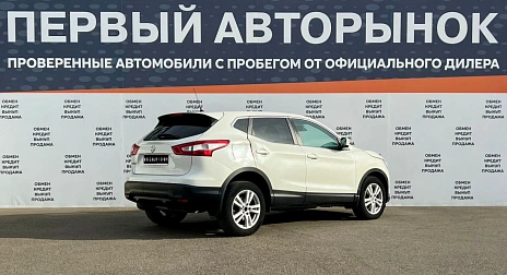Nissan Qashqai, 2014г, передний привод, механика