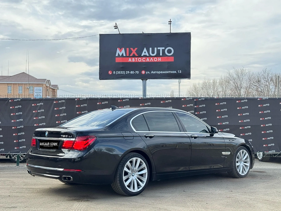 BMW 7 серии, 2014г., полный привод, автомат
