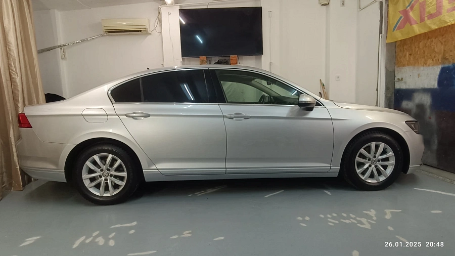 Volkswagen Passat, 2019г., передний привод, робот