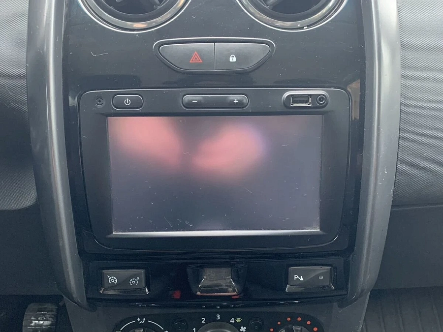 Renault Duster, 2018г., полный привод, механика