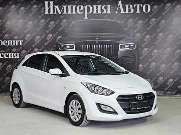 Hyundai i30, 2015г, передний привод, автомат