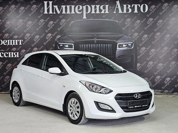 Hyundai i30, 2015г., передний привод, автомат