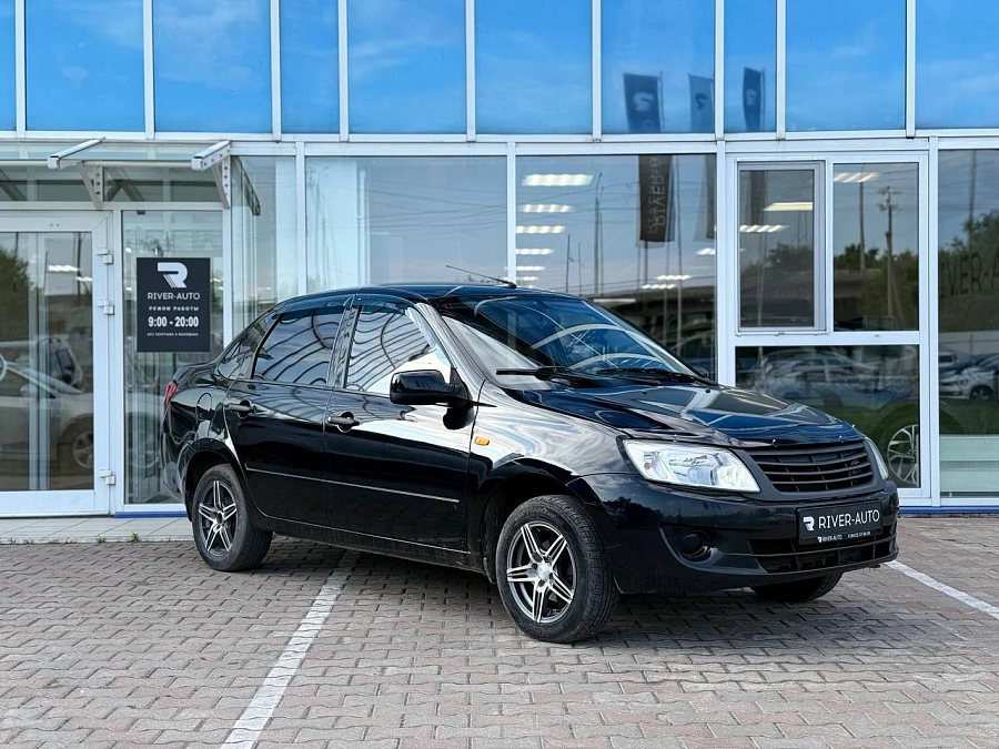 Lada (ВАЗ) Granta, 2014г., передний привод, механика