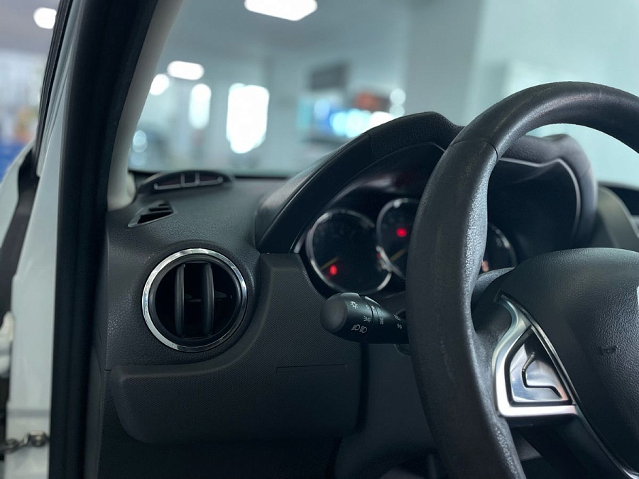 Renault Duster, 2020г., полный привод, механика