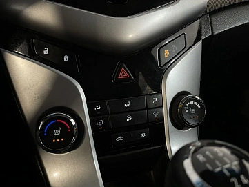 Chevrolet Cruze, 2012г, передний привод, механика