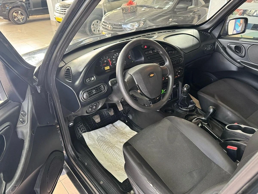 Chevrolet Niva, 2016г., полный привод, механика