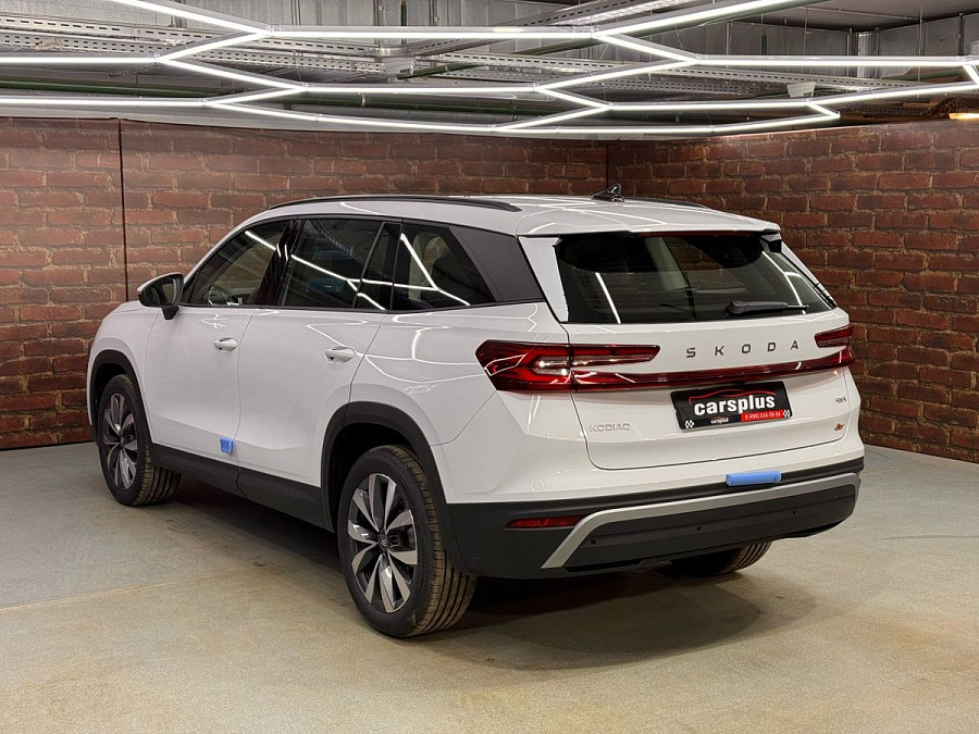 Skoda Kodiaq, 2025г., полный привод, робот