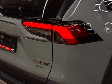 Toyota RAV4, 2025г, полный привод, вариатор
