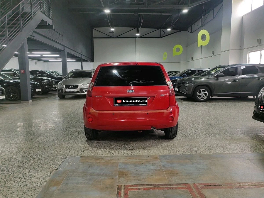 Ford Fiesta, 2007г., передний привод, автомат