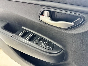 Kia Rio, 2018г, передний привод, автомат