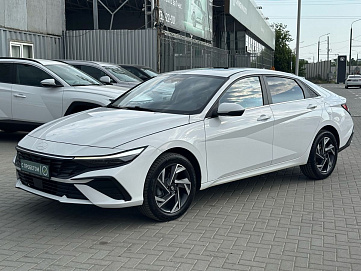 Hyundai Elantra, 2023г, передний привод, автомат
