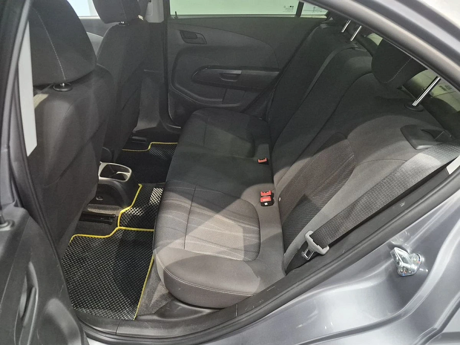 Chevrolet Aveo, 2013г., передний привод, механика