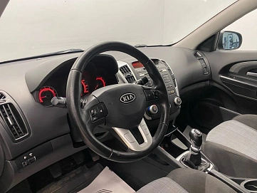 Kia Ceed, 2011г, передний привод, механика