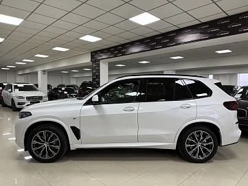 BMW X5, 2024г, полный привод, автомат