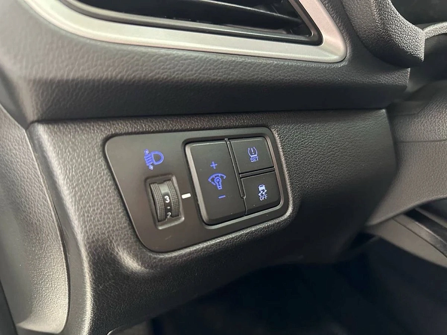 Hyundai Solaris, 2018г., передний привод, автомат