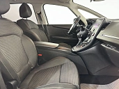 Renault , 2017г., передний привод, робот