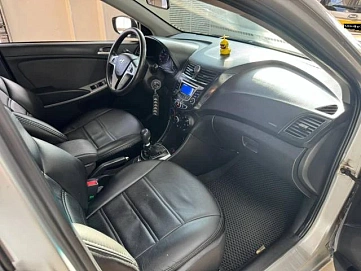 Hyundai Solaris, 2012г, передний привод, механика