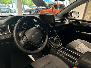 Haval M6, 2024г, передний привод, робот