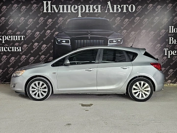 Opel Astra, 2010г, передний привод, механика