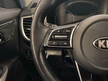 Kia Seltos, 2020г, передний привод, автомат