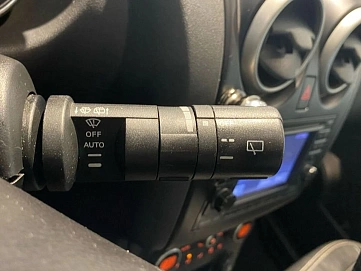 Nissan Qashqai, 2010г, передний привод, автомат