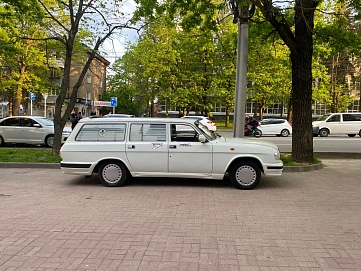 ГАЗ 31022 «Волга», 1997г, задний привод, механика
