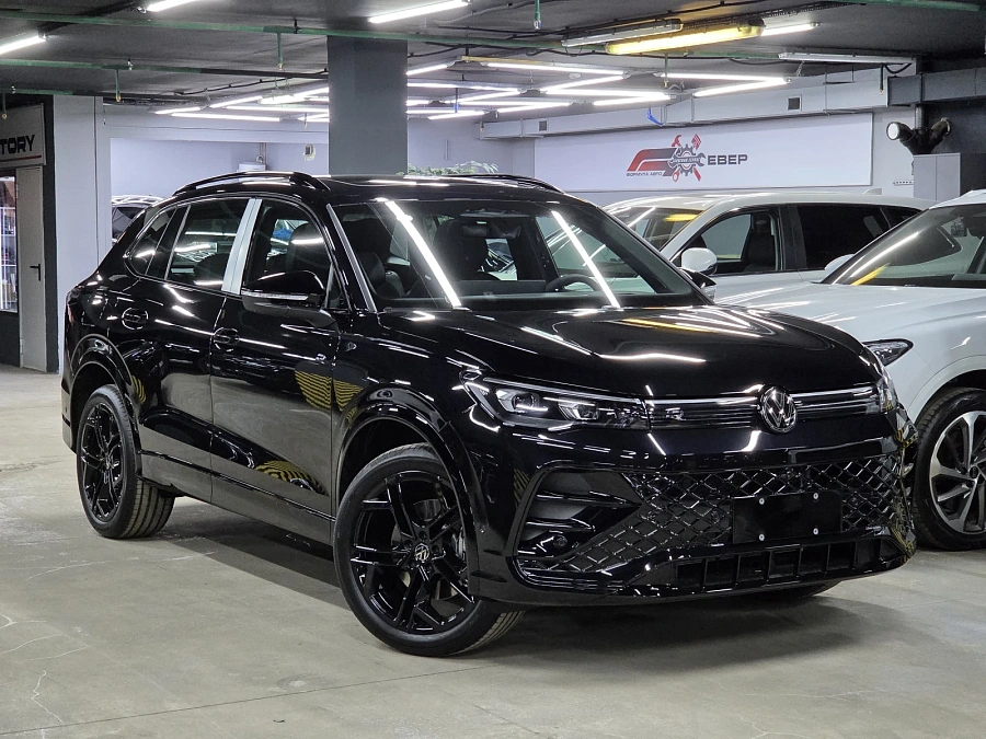 Volkswagen Tiguan, 2026г., полный привод, робот